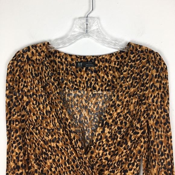 Zara Trf Leopard Print Faux Wrap V-Neck Blouse in Animal Print - Picture 2 of 9
